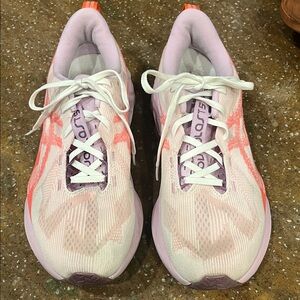 Asics Women's Sneakers in Pink and Purple